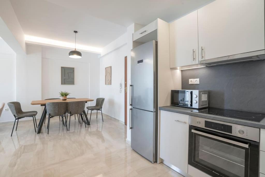Riviera 2br Luxury